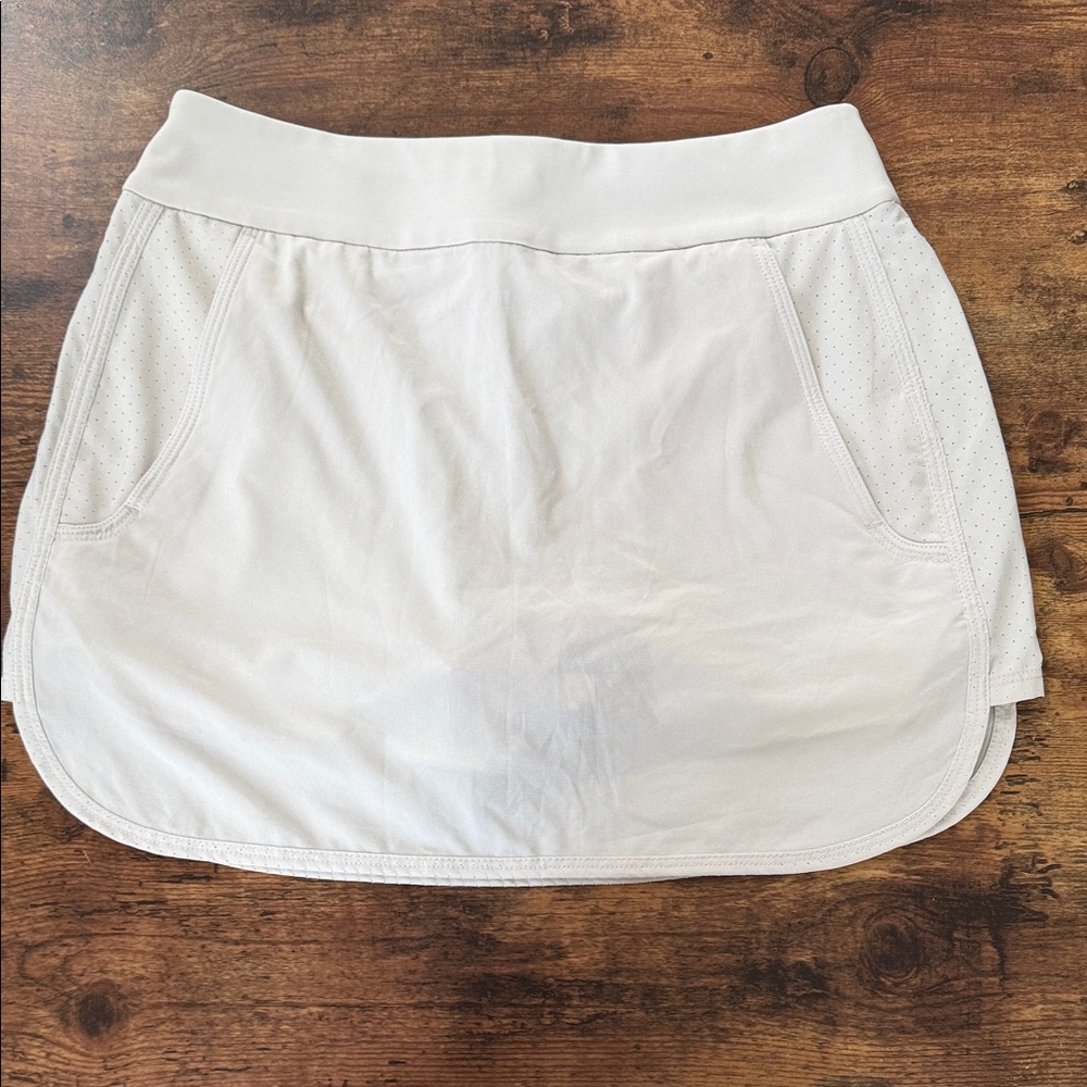 Vineyard Vines Skort
